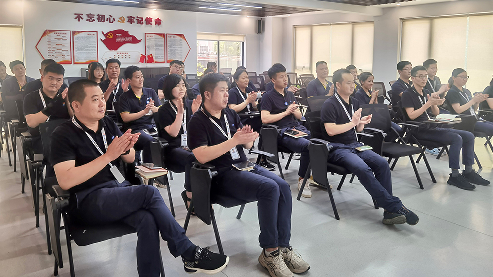 公司召開(kāi)服務(wù)部門(mén)滿(mǎn)意度面對面交流會(huì )(圖3)