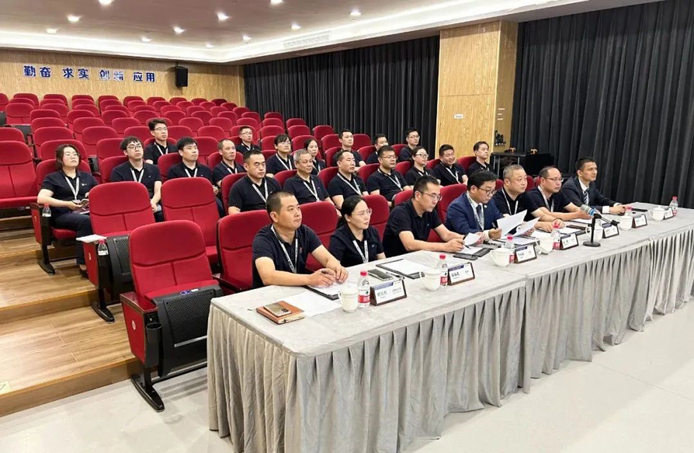 精華股份第四屆董事會(huì )第一次會(huì )議、第四屆監事會(huì )第一次會(huì )議圓滿(mǎn)召開(kāi)(圖1)