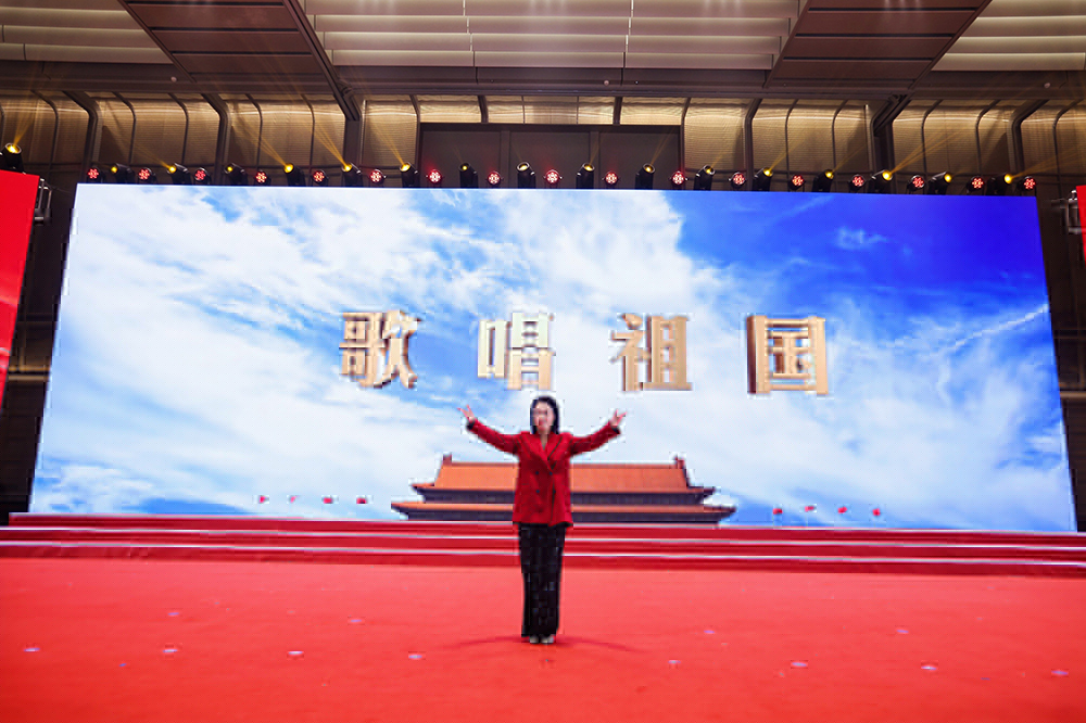 雙精聚智，新程閃耀——精成車(chē)業(yè)與精華股份尾牙盛宴圓滿(mǎn)落幕(圖2)