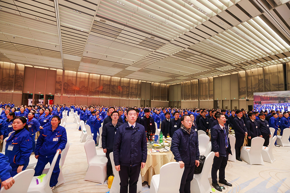 雙精聚智，新程閃耀——精成車(chē)業(yè)與精華股份尾牙盛宴圓滿(mǎn)落幕(圖3)