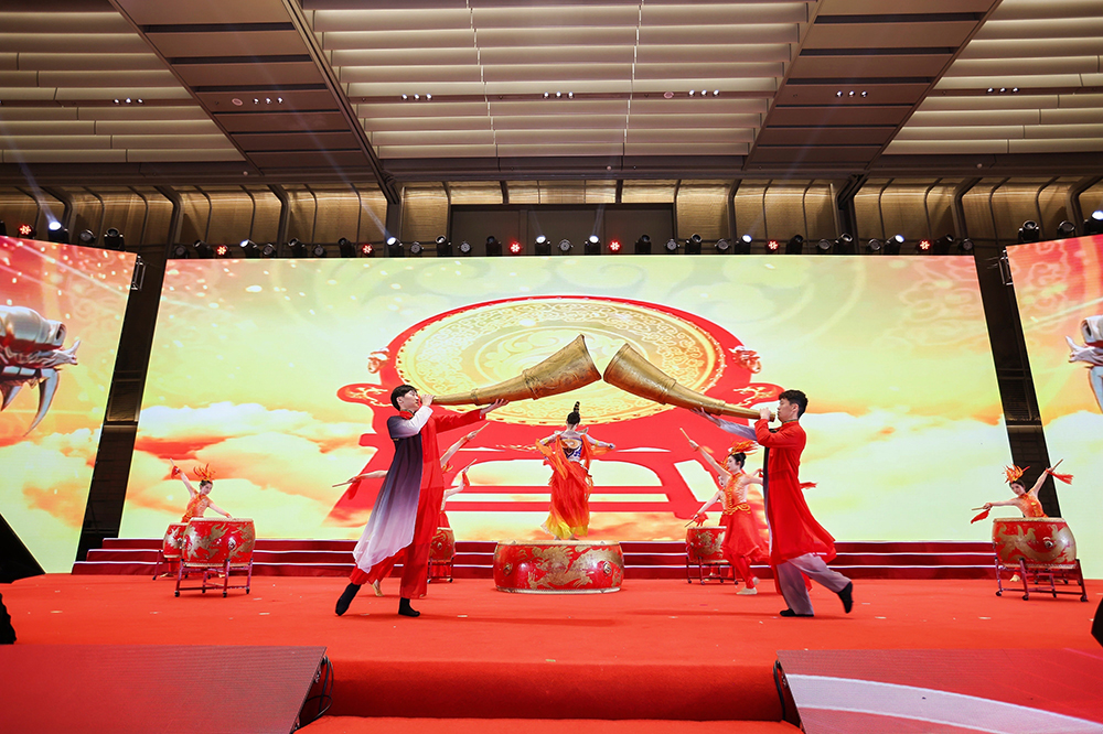 雙精聚智，新程閃耀——精成車(chē)業(yè)與精華股份尾牙盛宴圓滿(mǎn)落幕(圖13)