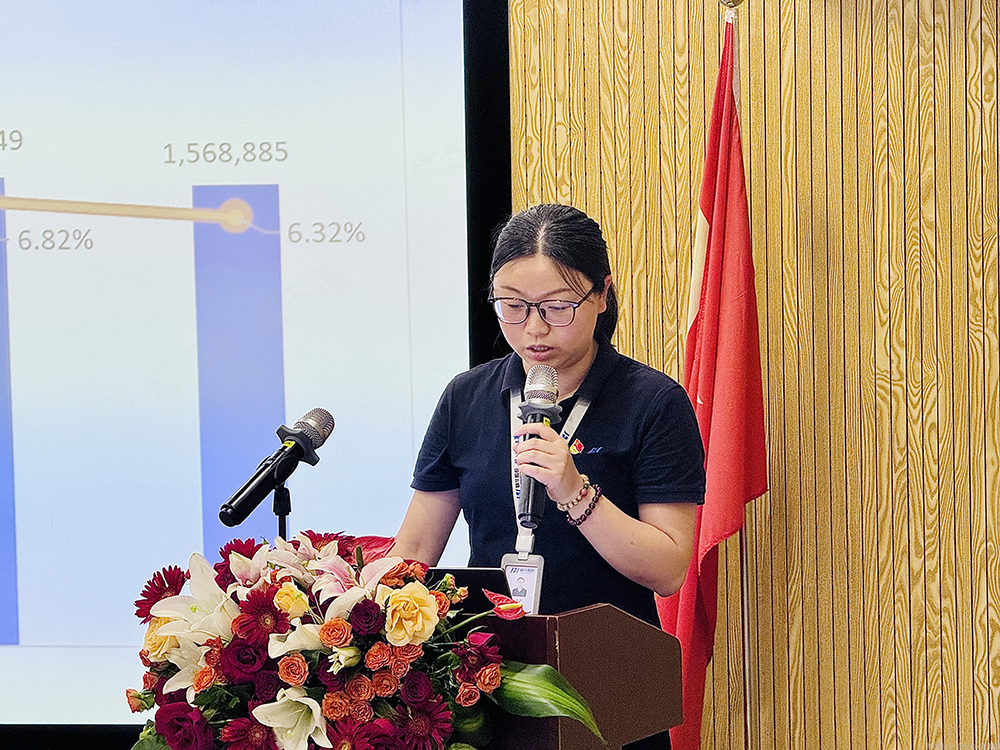 十七載精耕筑夢(mèng)，“五新”戰略啟新程  精華股份十七周年慶暨2025年半年度經(jīng)營(yíng)會(huì )議圓滿(mǎn)召開(kāi)(圖4)