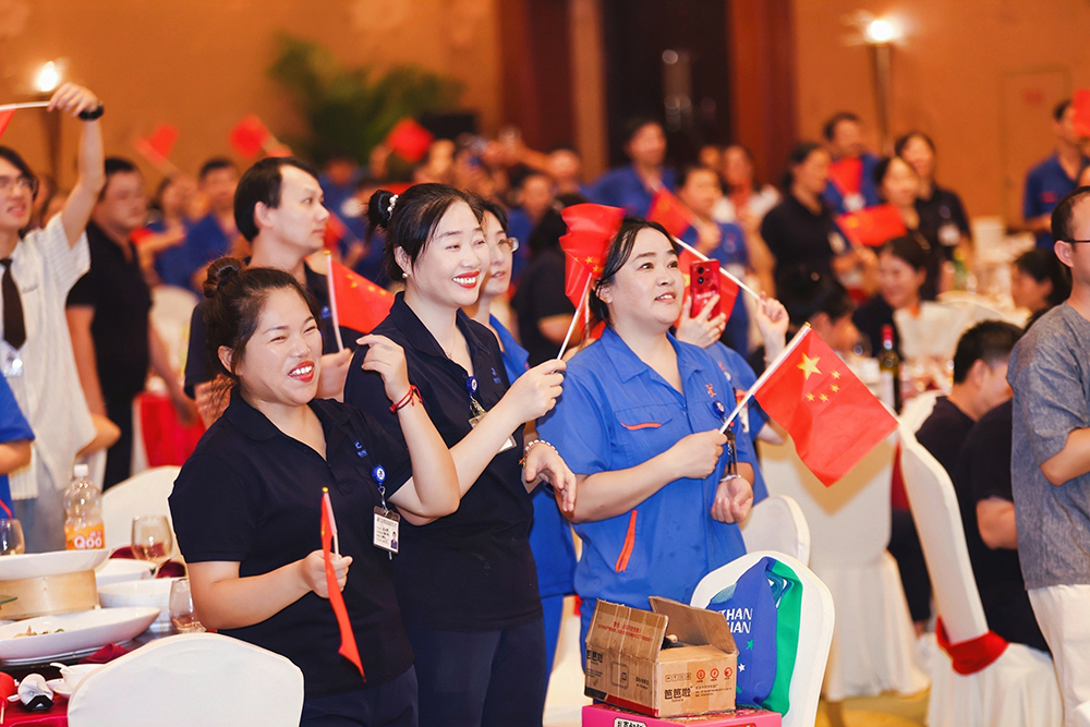 雙精聚智慶中秋，共敘團圓話(huà)未來(lái)  精成車(chē)業(yè) & 精華股份2025年中秋團圓宴圓滿(mǎn)舉行(圖3)